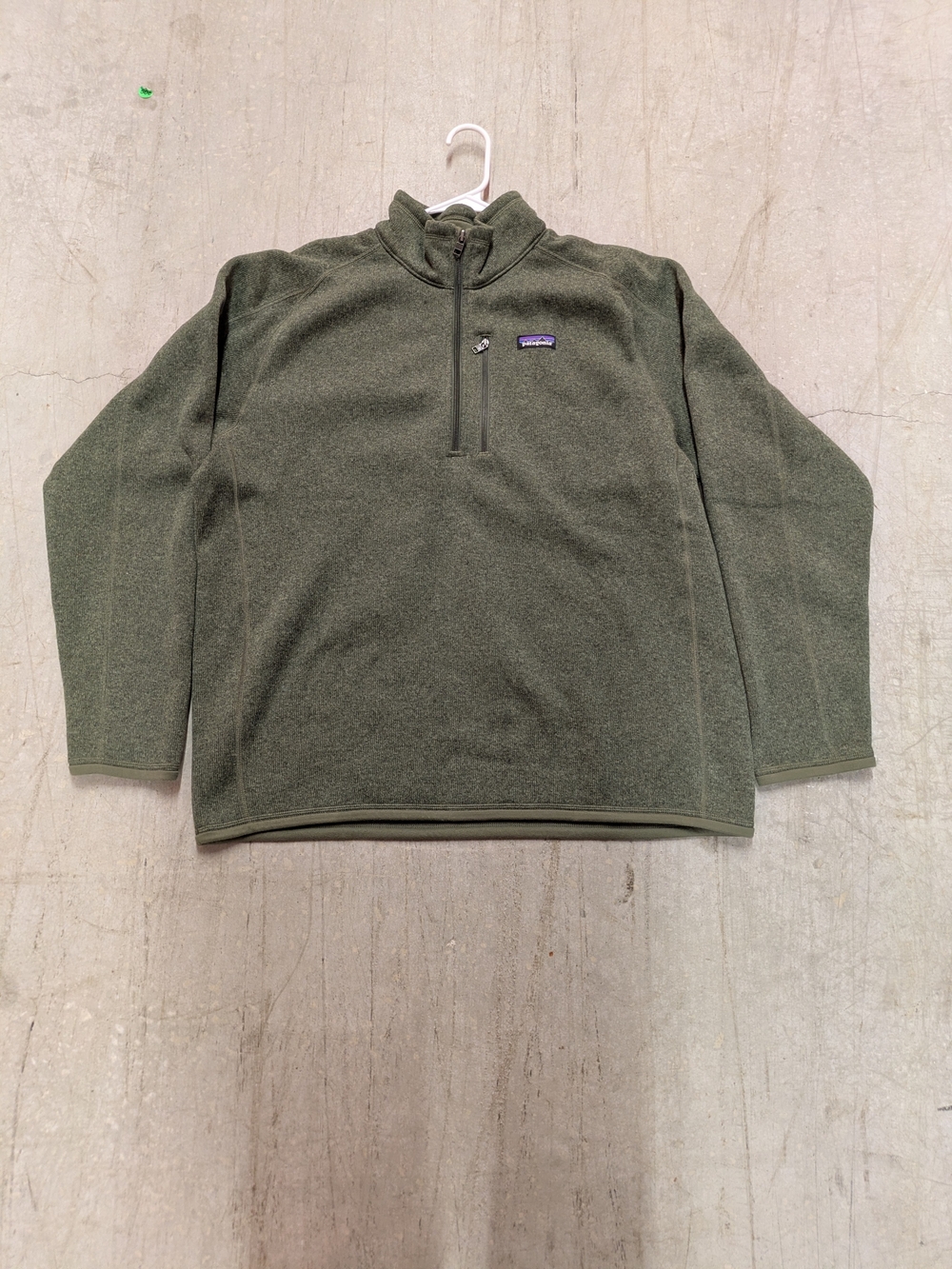 Patagonia Men’s Olive Green Quarter-Zip Fleece Pullover